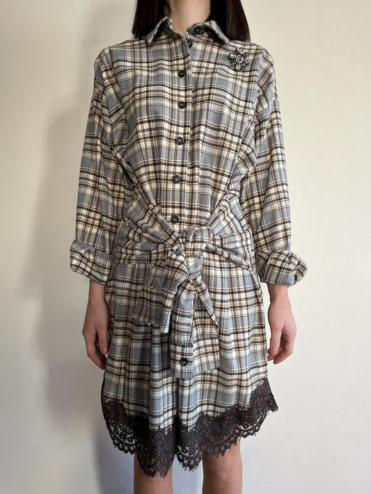 Abito quadri con rifiniture in pizzo art.W25A872 MOTEL