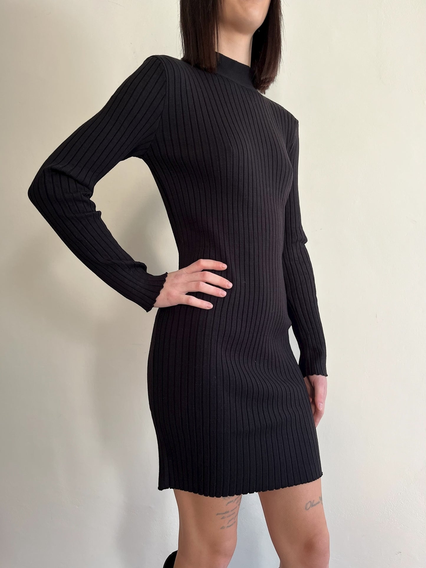 Abito con scollo posteriore art. 22217F VICOLO