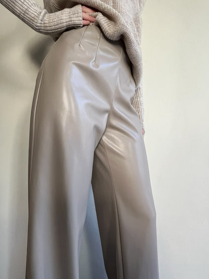 Pantalone ecopelle con elastico in vita art. 225219 TENSIONE IN