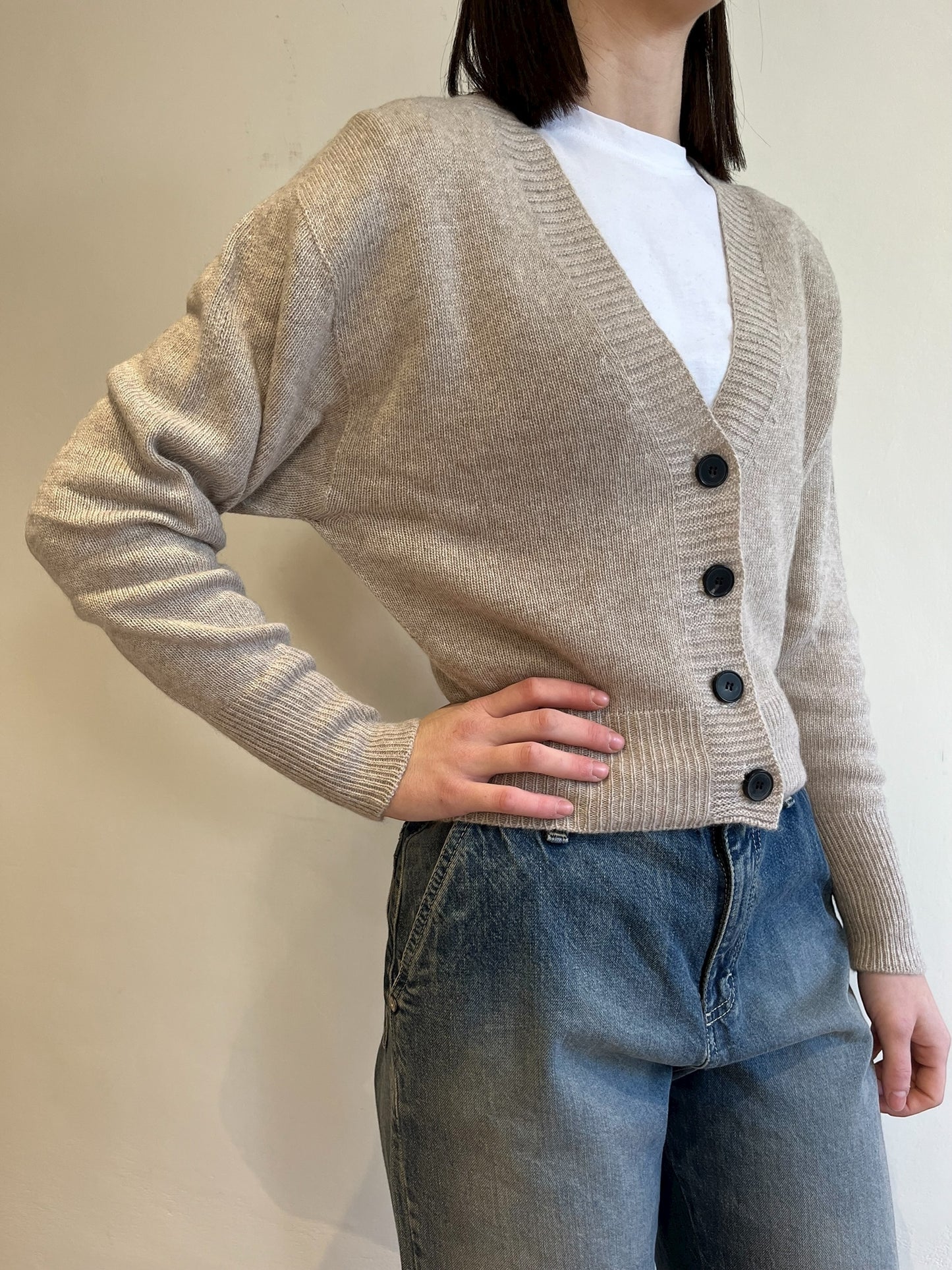 Cardigan crop scollo V art. 77282F VICOLO