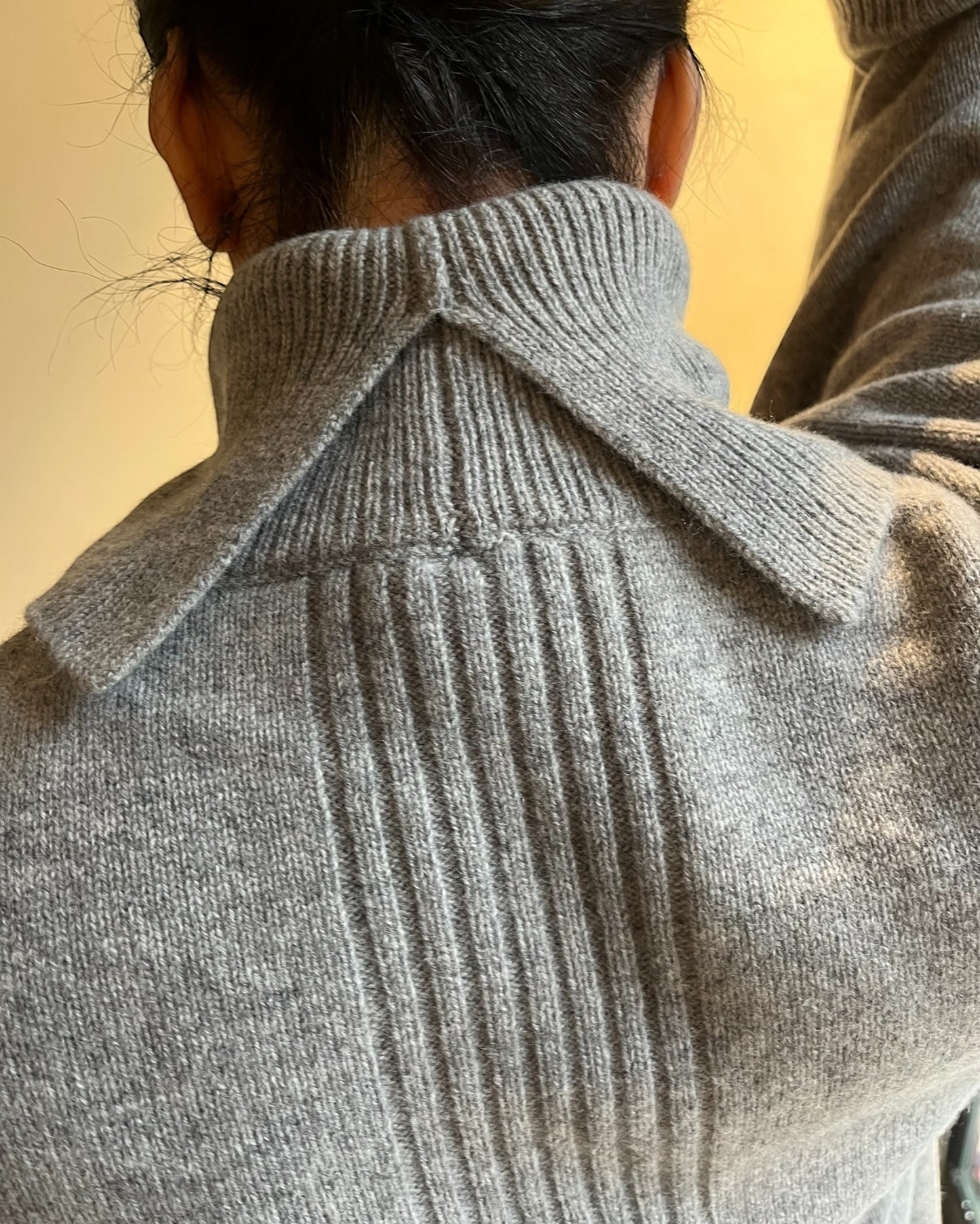 Maglia over collo alto art. WL773AI25 TENSIONE IN