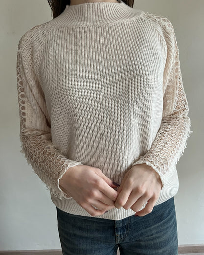 Maglia con ricami in pizzo su maniche art. M701Y167 DIXIE