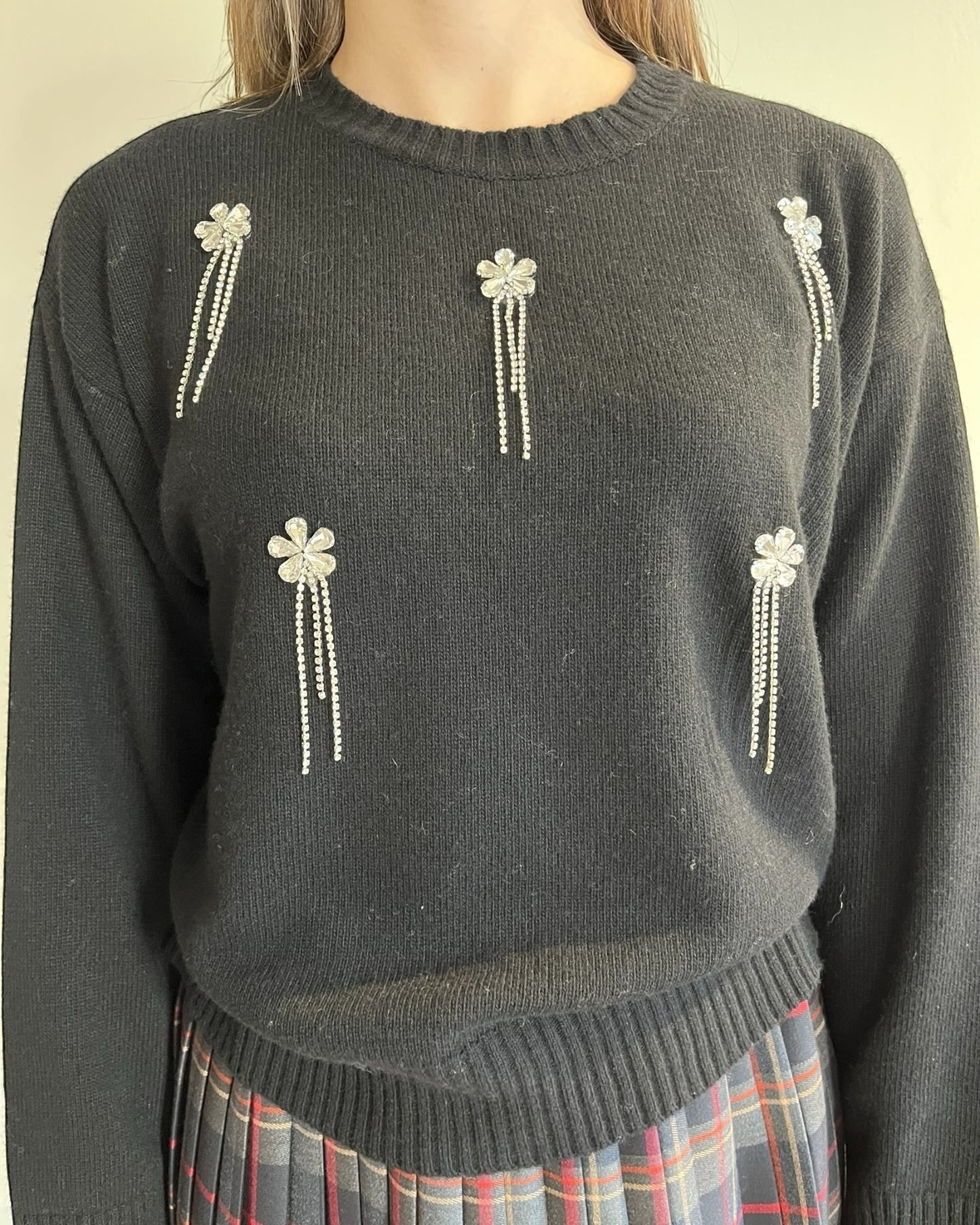 Maglia con cabochon fiori art. 77380F VICOLO