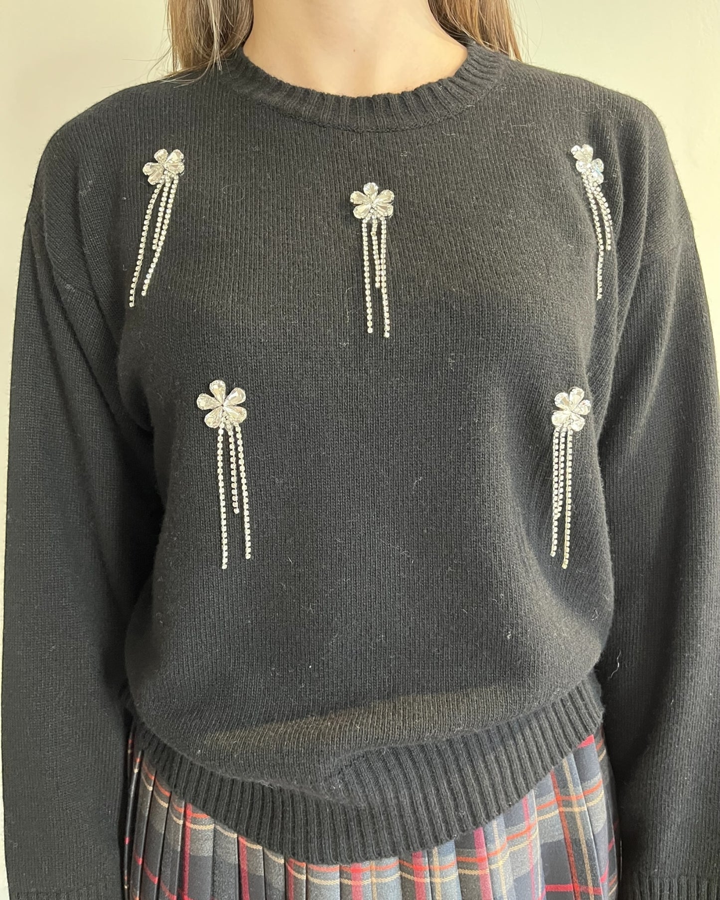 Maglia con cabochon fiori art. 77380F VICOLO