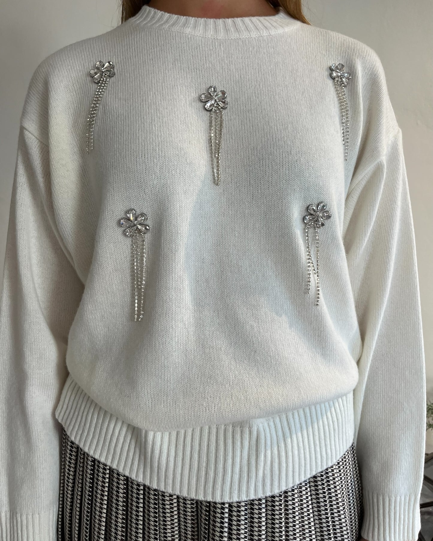 Maglia con cabochon fiori art. 77380F VICOLO