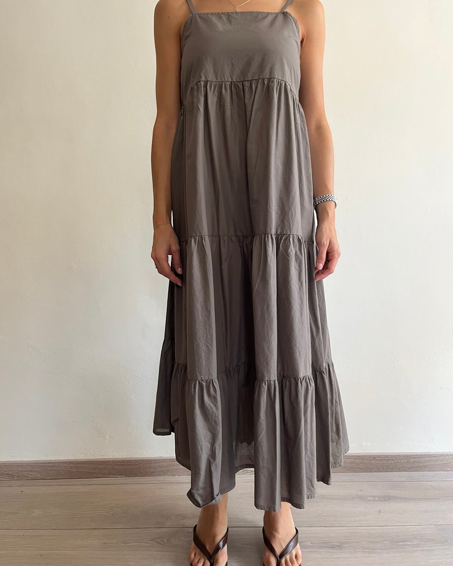 Maxi abito a balze con fiocco art.13897