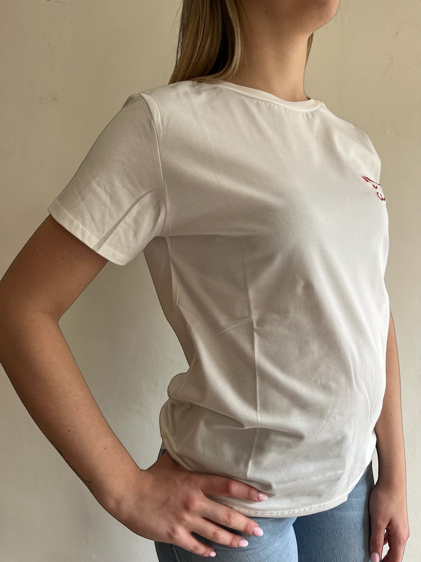 T-shirt scritte art. 81112 CHEAP&CHIC
