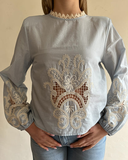 Blusa con ricami e spalline art. S26C352 MOTEL