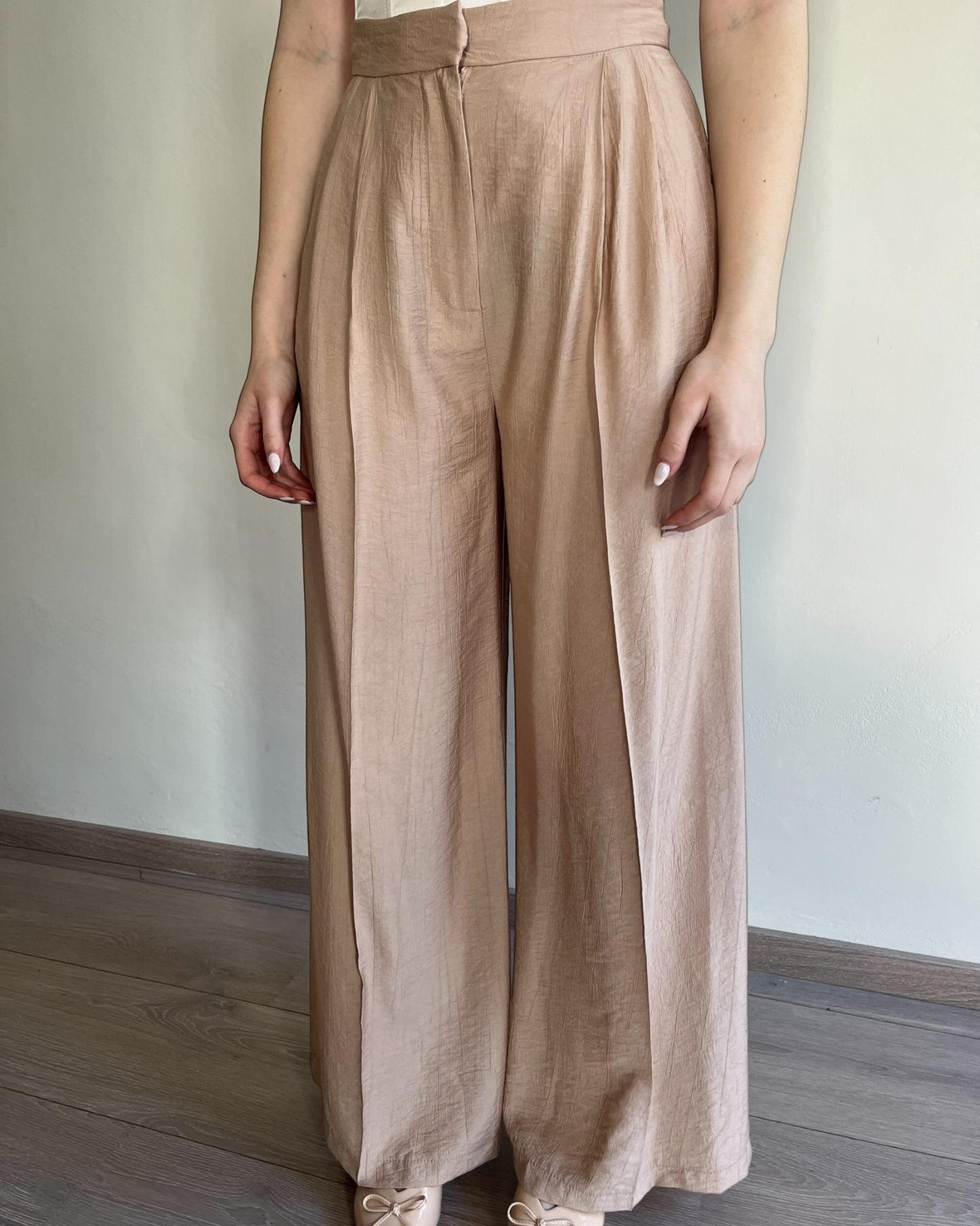 Tailleur effetto stropicciato con cintura IMPERIAL