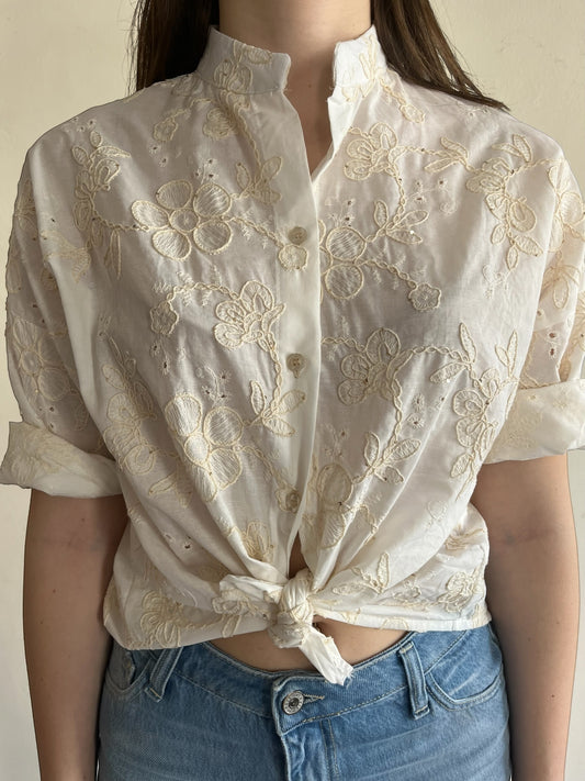Camicia coreana con ricami e micro paillettes art. 3313T96 CHEAP&CHIC