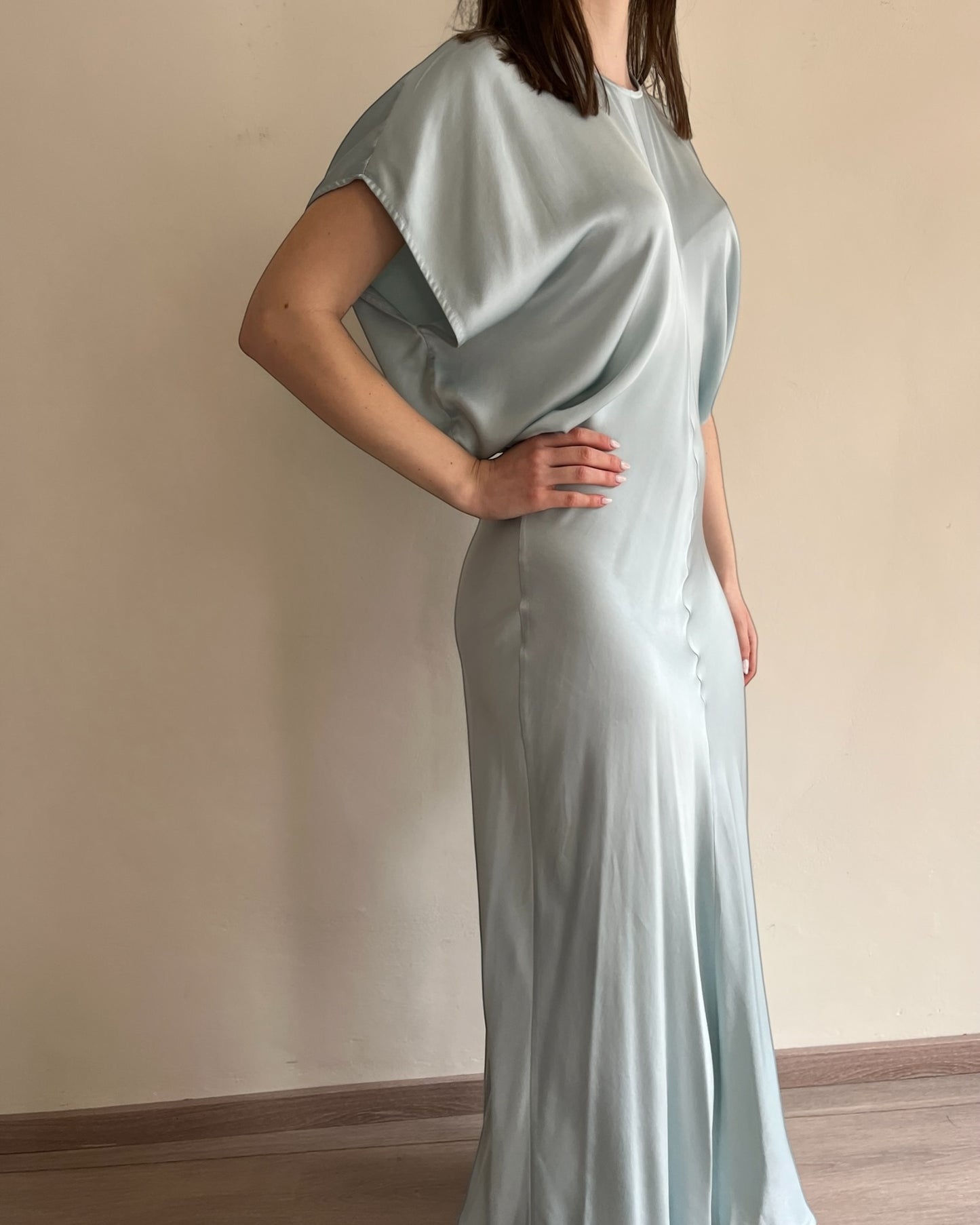 Abito in raso maniche pipistrello art. SP8AR51 KINGKONG