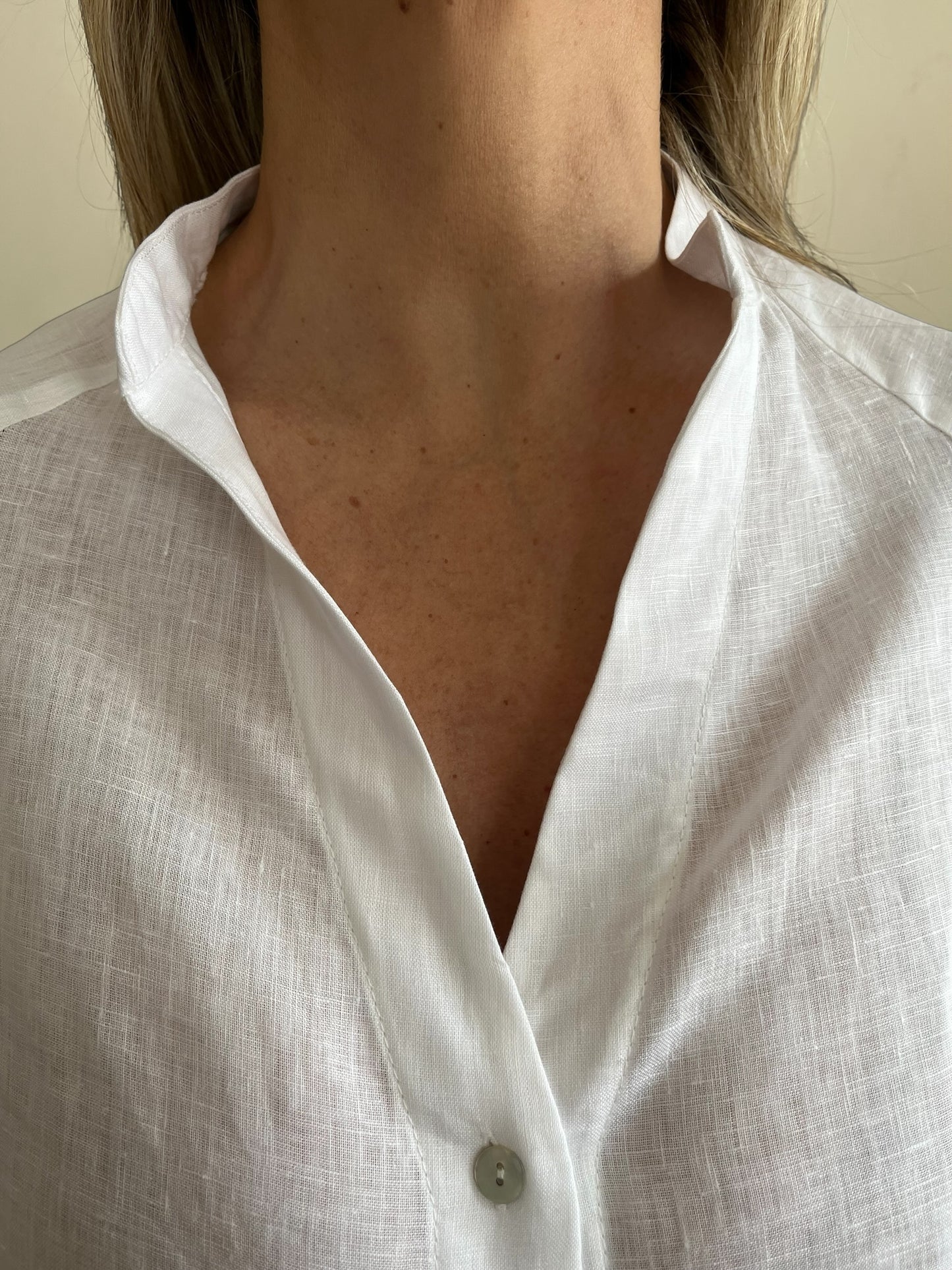 Camicia scollo V art. ANTARTIDE CENTOLINO