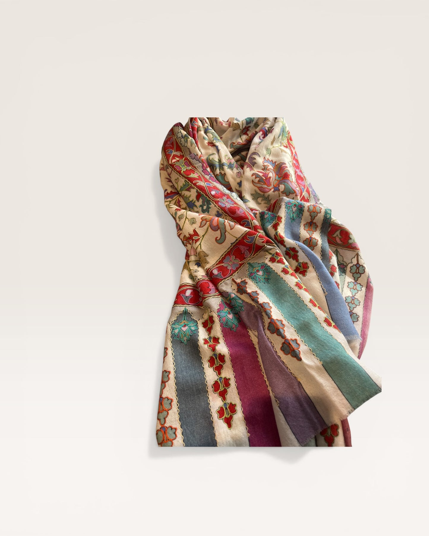 Sciarpa fantasia ricamata 100% CACHEMIRE
