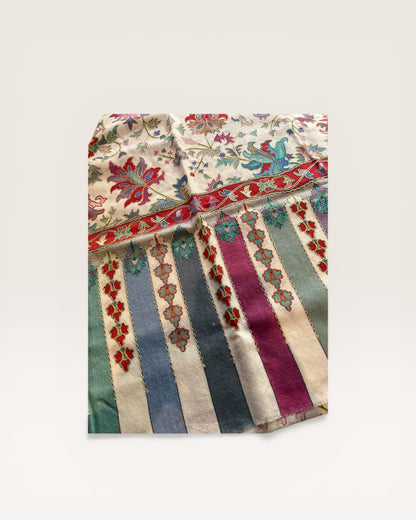 Sciarpa fantasia ricamata 100% CACHEMIRE