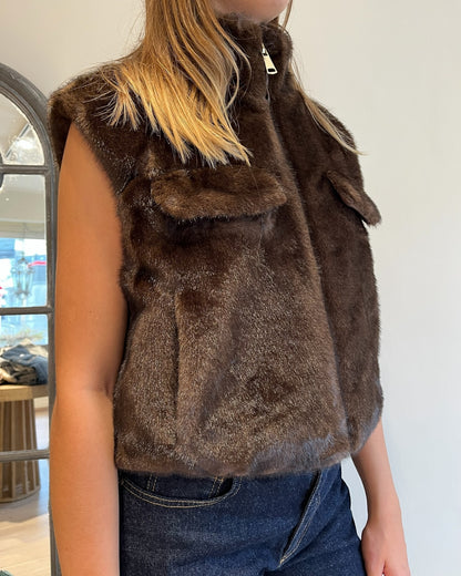 Gilet ecopelliccia con finte tasche art. 0561 CHEAP&CHIC