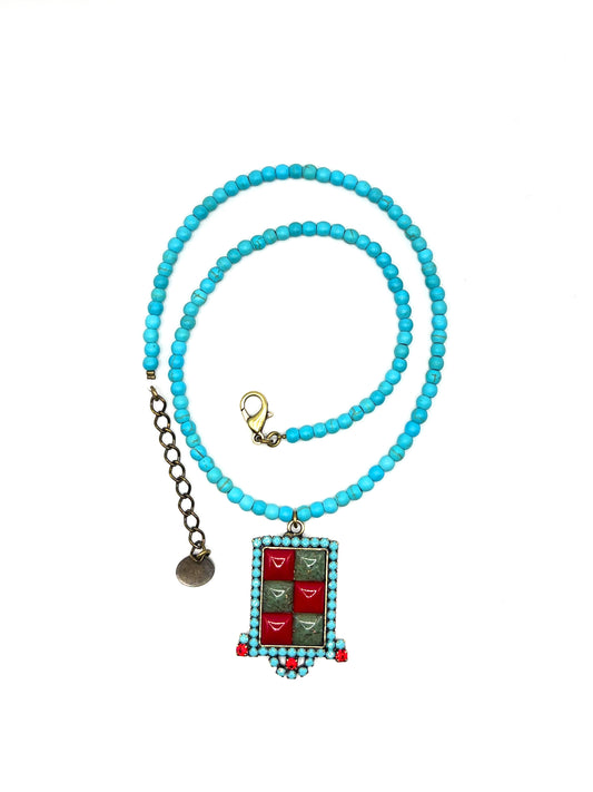 Collana con perline turchesi e pendente geometrico DIMITRIADIS