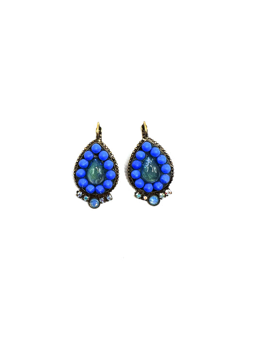 Orecchini a goccia con cabochon blu e perline accese DIMITRIADIS